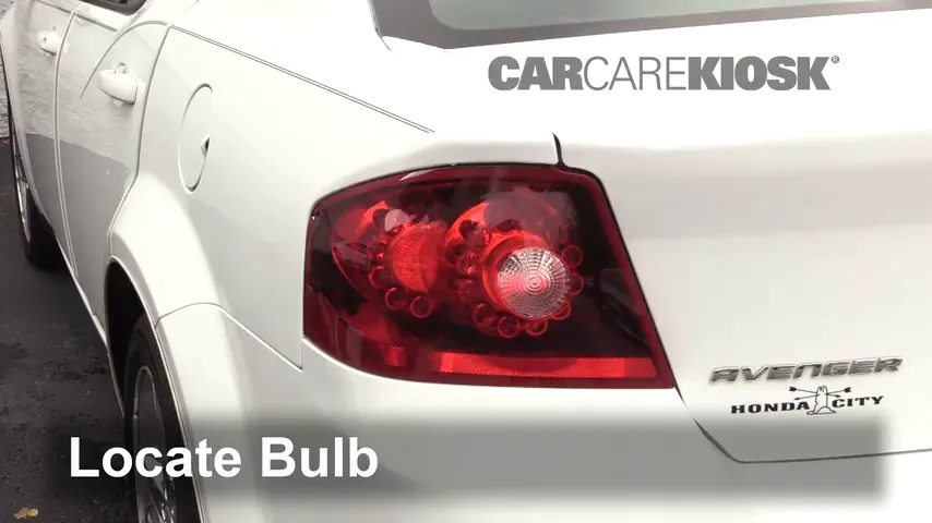 2013 Dodge Avenger SE 3.6L V6 FlexFuel Luces